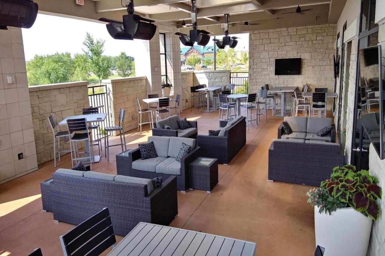 Hilton Garden Madison Hotel 3*