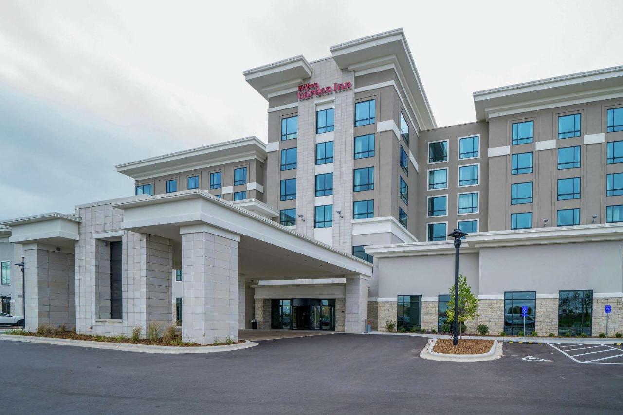 Hilton Garden Madison Hotel 3*