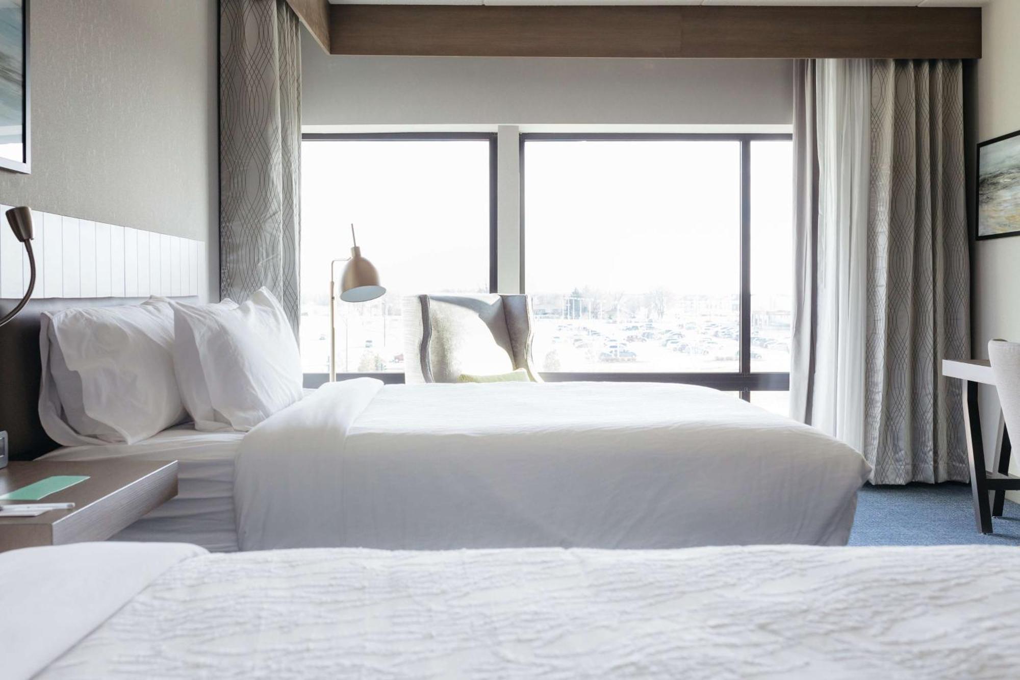 Hilton Garden Madison Hotel 3*